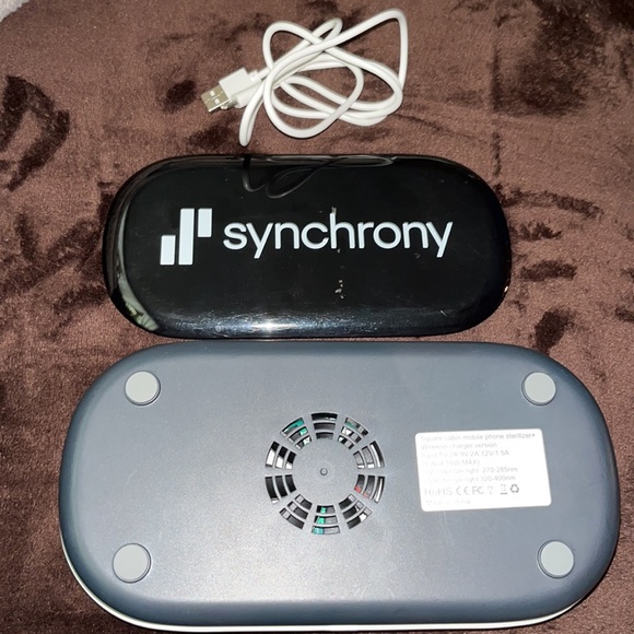 Synchrony square cabin mobile phone sterilizer - Picture 3 of 3